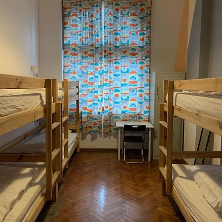 Viki Apartment Краков Экстерьер фото